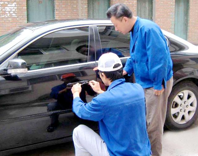 牡丹江东安区开锁公司：车钥匙坏了怎么办